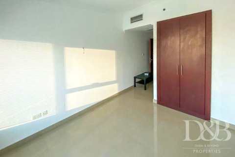 Huoneisto Dubai Marina, Dubai, Arabiemiraatit 3 makuuhuonetta, 175.6 m2 № 34904 - kuva 11