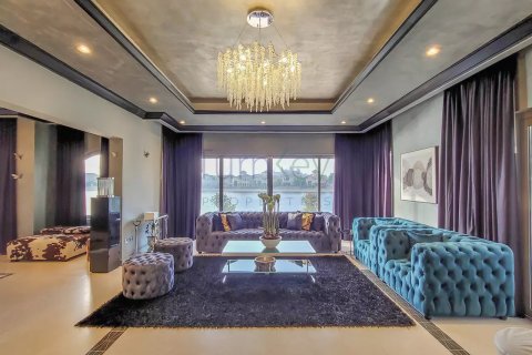 Huvila Palm Jumeirah, Dubai, Arabiemiraatit 5 makuuhuonetta, 511 m2 № 50266 - kuva 14