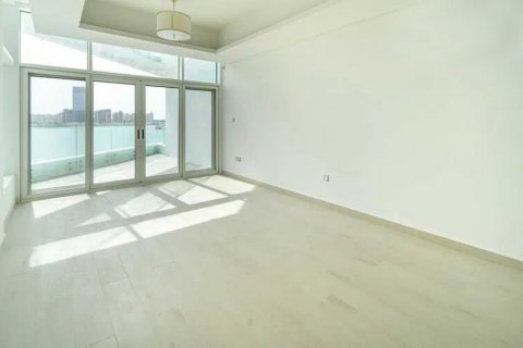 Huoneisto Palm Jumeirah, Dubai, Arabiemiraatit 1 makuuhuone, 163 m2 № 50467 - kuva 2