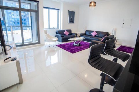 Huoneisto EXECUTIVE TOWERS Business Bay, Dubai, Arabiemiraatit 2 makuuhuonetta, 146 m2 № 47042 - kuva 2