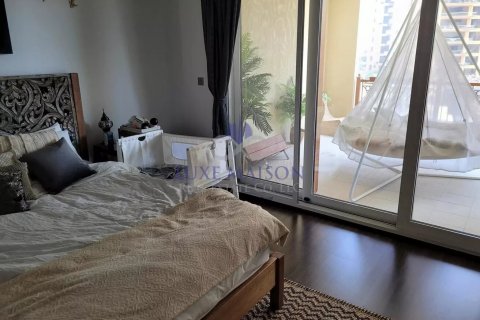 Huoneisto Palm Jumeirah, Dubai, Arabiemiraatit 2 makuuhuonetta, 190 m2 № 56202 - kuva 1