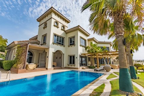 Huvila Palm Jumeirah, Dubai, Arabiemiraatit 5 makuuhuonetta, 1365 m2 № 53958 - kuva 1