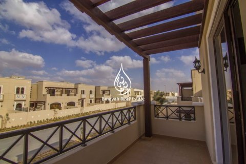 Kaupunkipientalo Mudon, Dubai, Arabiemiraatit 4 makuuhuonetta, 353.8 m2 № 60648 - kuva 5