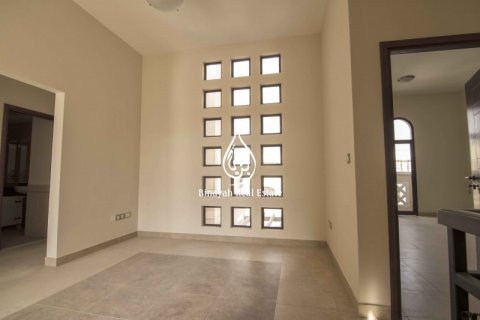 Kaupunkipientalo Mudon, Dubai, Arabiemiraatit 4 makuuhuonetta, 353.8 m2 № 60648 - kuva 4