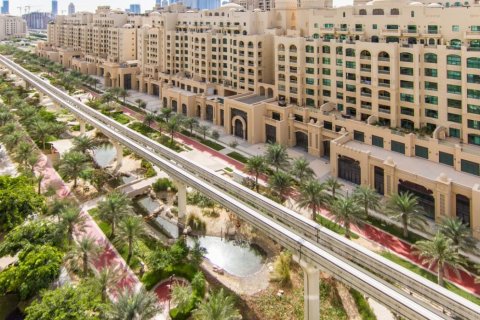 Huoneisto Palm Jumeirah, Dubai, Arabiemiraatit 3 makuuhuonetta, 225 m2 № 63585 - kuva 1
