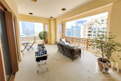 Huoneisto MARINA RESIDENCES Palm Jumeirah, Dubai, Arabiemiraatit 2 makuuhuonetta, 187.6 m2 № 67110 - kuva 1