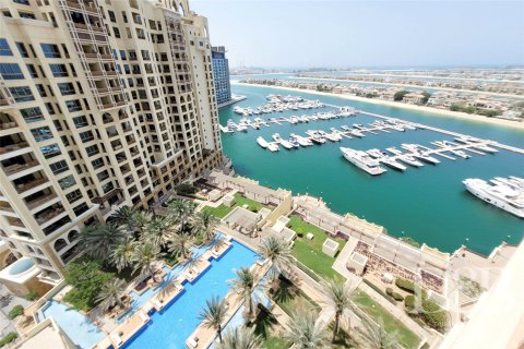 Huoneisto MARINA RESIDENCES Palm Jumeirah, Dubai, Arabiemiraatit 2 makuuhuonetta, 187.6 m2 № 67110 - kuva 12
