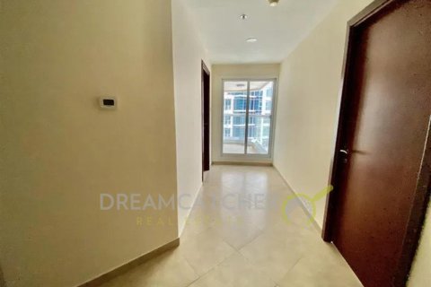 Huoneisto Jumeirah Lake Towers, Dubai, Arabiemiraatit 1 makuuhuone, 82.40 m2 № 70284 - kuva 1