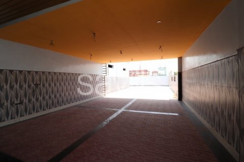 Tehdas Hamriyah Free Zone, Sharjah, Arabiemiraatit 10999.9 m2 № 74359 - kuva 4