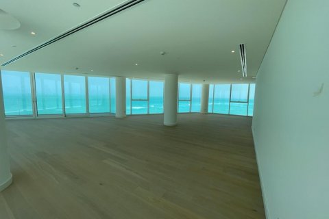 Kattohuoneisto MAMSHA AL SAADIYAT Saadiyat Island, Abu Dhabi, Arabiemiraatit 5 makuuhuonetta, 1519 m2 № 80813 - kuva 3