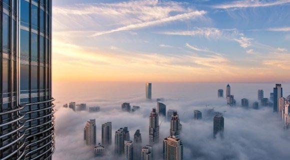 Weekly real estate transactions in Dubai stand at $1 billion