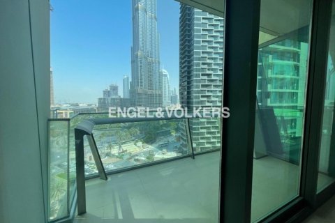 Appartement à vendre à  Downtown Dubai (Downtown Burj Dubai), Dubai, EAU 2 chambres, 133.31 m2 № 19539 - photo 3