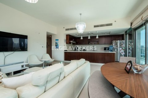 Appartement à louer à The Views, Dubai, EAU 3 chambres, 176.89 m2 № 18471 - photo 4