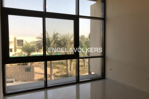 Villa à vendre à  DAMAC Hills (Akoya by DAMAC), Dubai, EAU 4 chambres, 251.02 m2 № 19556 - photo 3
