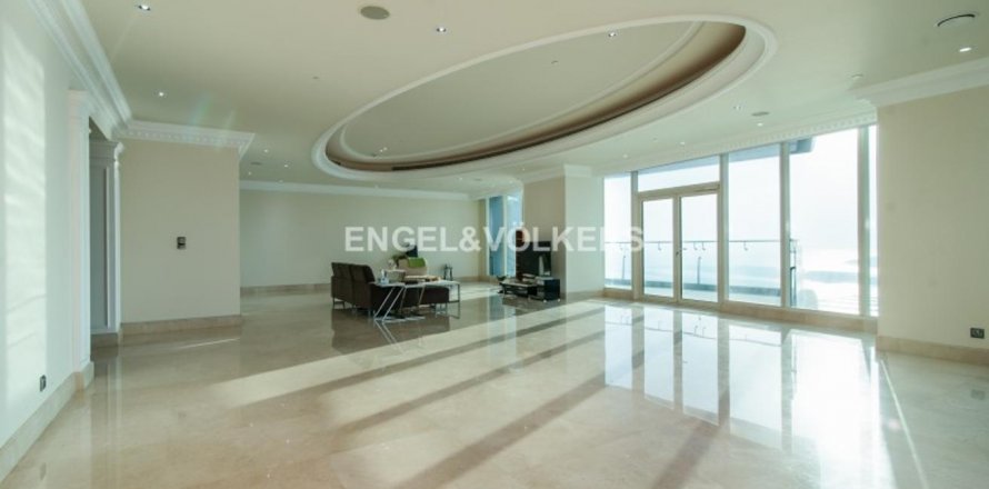 Appartement à Dubai Marina, Dubai, EAU: 585.28 m2 № 18376