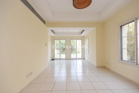 Villa à louer à The Springs, Dubai, EAU 3 chambres, 377.28 m2 № 27802 - photo 4