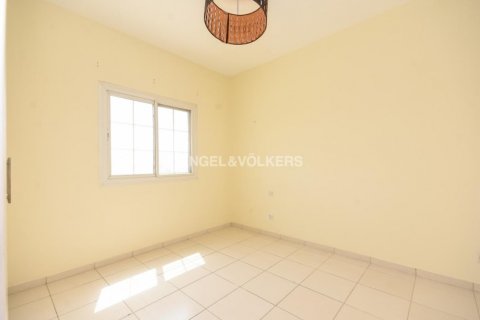 Villa à louer à The Springs, Dubai, EAU 3 chambres, 377.28 m2 № 27802 - photo 21