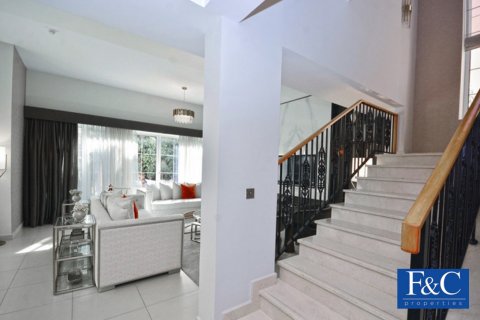 Villa à vendre à  Nadd Al Sheba, Dubai, EAU 4 chambres, 469.2 m2 № 44874 - photo 6