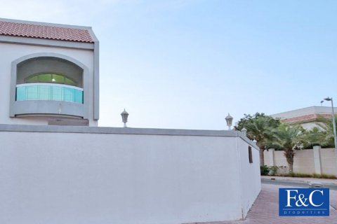 Villa à louer à Jumeirah, Dubai, EAU 5 chambres, 650.3 m2 № 44978 - photo 6