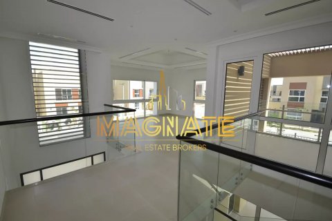 Villa à vendre à  Al Barsha, Dubai, EAU 5 chambres, 666 m2 № 50262 - photo 7