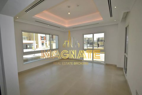 Villa à vendre à  Al Barsha, Dubai, EAU 5 chambres, 666 m2 № 50262 - photo 4