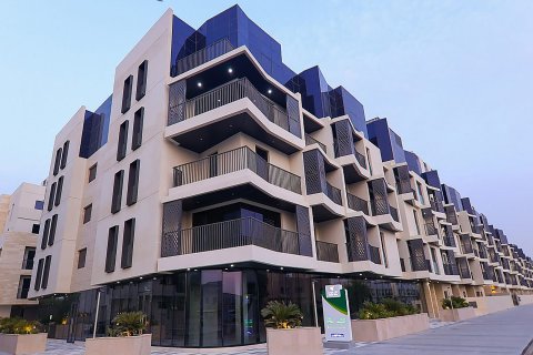 Ensemble immobilier MIRDIF HILLS à Mirdif, Dubai, EAU № 48989 - photo 4