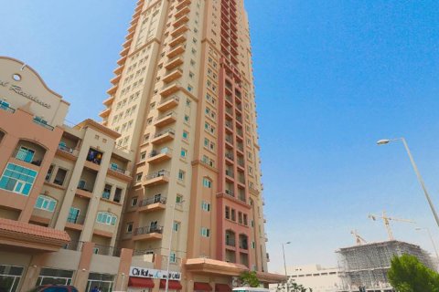 Ensemble immobilier IMPERIAL RESIDENCE à Jumeirah Village Triangle, Dubai, EAU № 48986 - photo 3