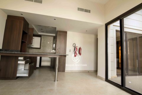 Maison de ville à louer à Mudon, Dubai, EAU 4 chambres, 353.8 m2 № 60648 - photo 2