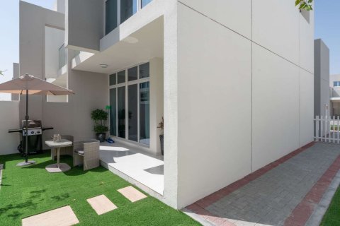 Ensemble immobilier AKNAN VILLAS à Akoya, Dubai, EAU № 65166 - photo 3