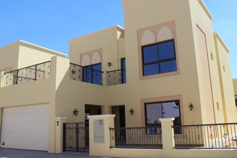 Ensemble immobilier NAD AL SHEBA VILLAS à Nadd Al Sheba, Dubai, EAU № 61593 - photo 5