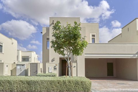 Ensemble immobilier AZALEA VILLAS à Arabian Ranches 2, Dubai, EAU № 65197 - photo 7