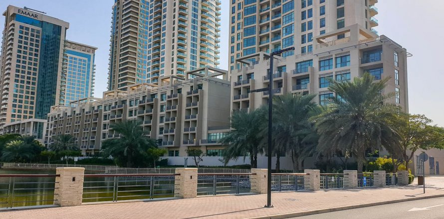 Ensemble immobilier THE LINKS à The Views, Dubai, EAU № 65229