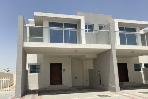 Ensemble immobilier VARDON à DAMAC Hills (Akoya by DAMAC), Dubai, EAU № 68552 - photo 7