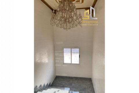 Villa à vendre à  Mirdif, Dubai, EAU 6 chambres, 696.77 m2 № 79512 - photo 3