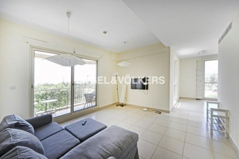 דירה למכירה ב The Views, Dubai, איחוד האמירויות  2 חדרי שינה, 125.33 מ"ר, מספר 18227 - תמונה 2