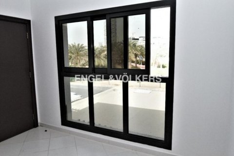 וילה למכירה ב Jumeirah Village Circle, Dubai, איחוד האמירויות  3 חדרי שינה, 251.58 מ"ר, מספר 19598 - תמונה 5