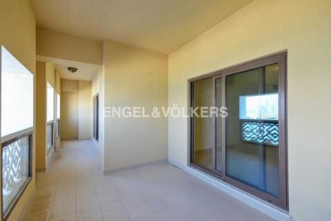 דירה להשכרה ב Palm Jumeirah, Dubai, איחוד האמירויות  2 חדרי שינה, 179.12 מ"ר, מספר 22061 - תמונה 4