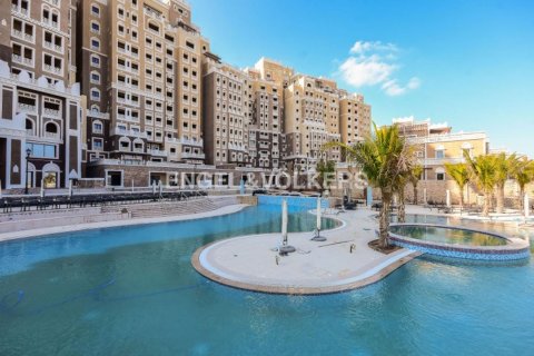 דירה להשכרה ב Palm Jumeirah, Dubai, איחוד האמירויות  2 חדרי שינה, 179.12 מ"ר, מספר 22061 - תמונה 16