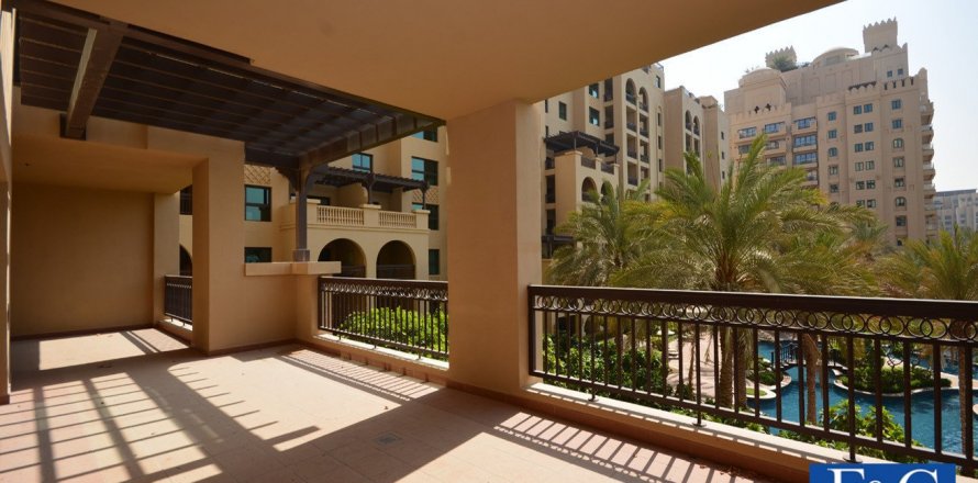 דירה ב Palm Jumeirah, Dubai, איחוד האמירויות 2 חדרי שינה, 203.5 מ"ר מספר 44615