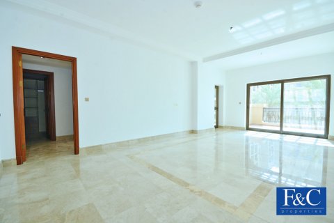 דירה להשכרה ב Palm Jumeirah, Dubai, איחוד האמירויות  2 חדרי שינה, 203.5 מ"ר, מספר 44615 - תמונה 3