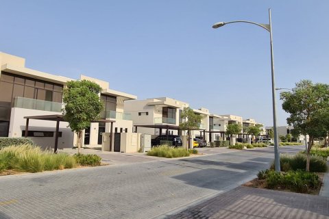 פרויקט פיתוח ROCHESTER VILLAS ב Dubai, איחוד האמירויות מספר 77662