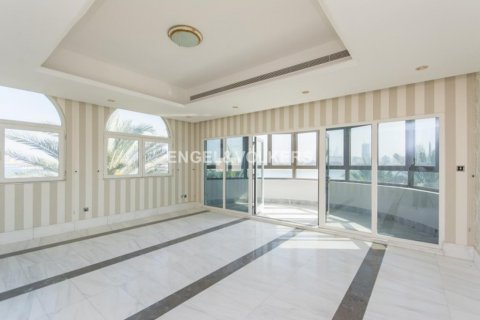 Palm Jumeirah, Dubai, संयुक्त अरब अमीरात में विला, 5 बेडरूम, 1244.7 वर्ग मीटर, संख्या 18576 - फ़ोटो 14