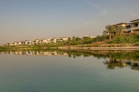 Emerald Hills - फ़ोटो 5