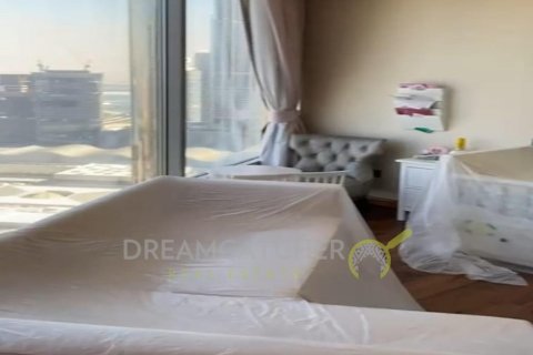 Dubai, संयुक्त अरब अमीरात में अपार्टमेंट, 3 बेडरूम, 215.81 वर्ग मीटर, संख्या 75835 - फ़ोटो 2