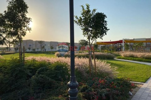 Dubai Land, Dubai, संयुक्त अरब अमीरात में विला, 4 बेडरूम, 426 वर्ग मीटर, संख्या 78485 - फ़ोटो 6