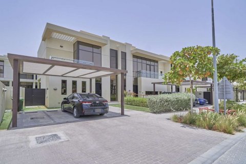 RICHMOND में Dubai,संयुक्त अरब अमीरात में डेवलपमेंट प्रॉजेक्ट, संख्या 77665 - फ़ोटो 2
