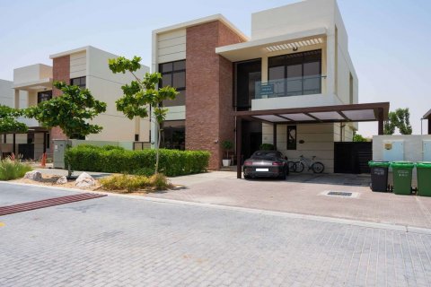 RICHMOND में Dubai,संयुक्त अरब अमीरात में डेवलपमेंट प्रॉजेक्ट, संख्या 77665 - फ़ोटो 5