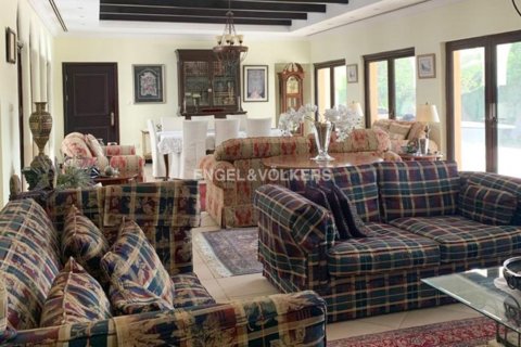 Vila u gradu The Villa, Dubai, UAE 6 spavaće sobe, 817.54 m2 Br. 18005 - Slika 1
