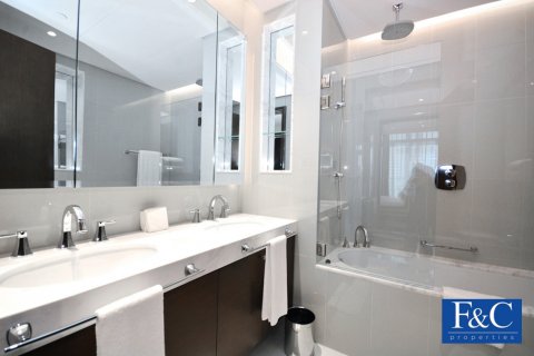 Apartman u gradu Downtown Dubai (Downtown Burj Dubai), UAE 2 spavaće sobe, 148.6 m2 Br. 44815 - Slika 8