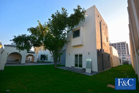 Vila u gradu Al Barsha, Dubai, UAE 5 spavaće sobe, 487.1 m2 Br. 44943 - Slika 3